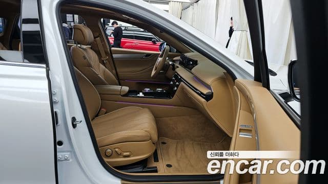 Genesis G80 (RG3) бензин 2.5 турбо AWD, 2025 11