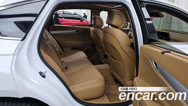 Genesis G80 (RG3) бензин 2.5 турбо AWD, 2025 12