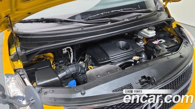 Hyundai Grand Starex детский перевозочный автомобиль, 2015 6