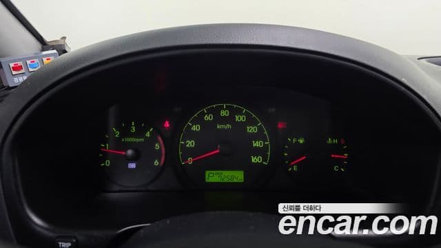 Hyundai Grand Starex детский перевозочный автомобиль, 2015 8