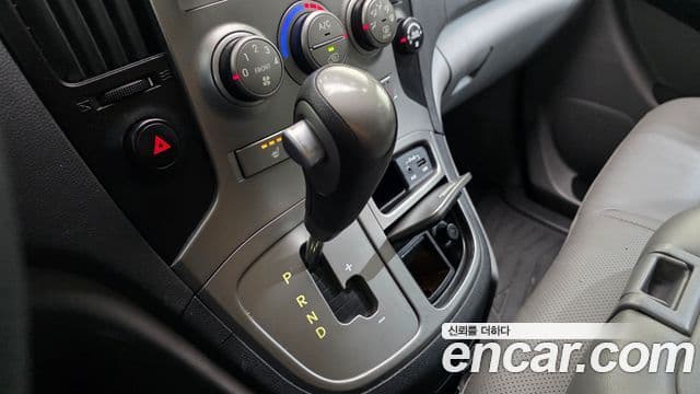 Hyundai Grand Starex детский перевозочный автомобиль, 2015 9