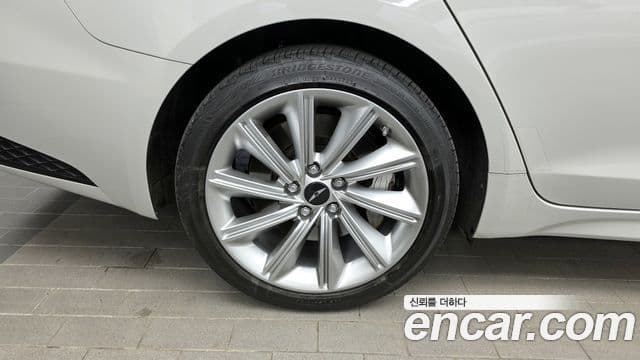 Genesis The / новый New G70, 2024 все фото