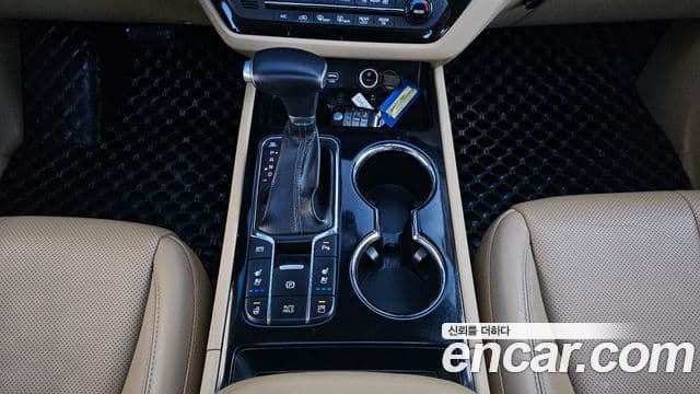 Kia The / новый New Carnival Noblesse, 2019 9