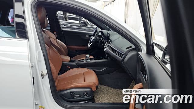 Audi A4 (B9) Premium, 2023 12