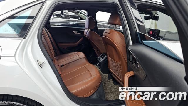 Audi A4 (B9) Premium, 2023 13