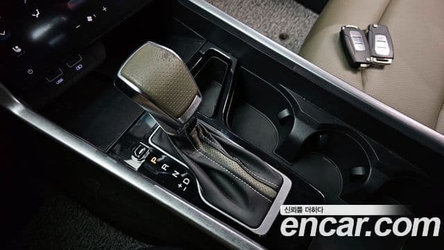 KG모빌리티(SsangYong) Torres T7, 2023 9