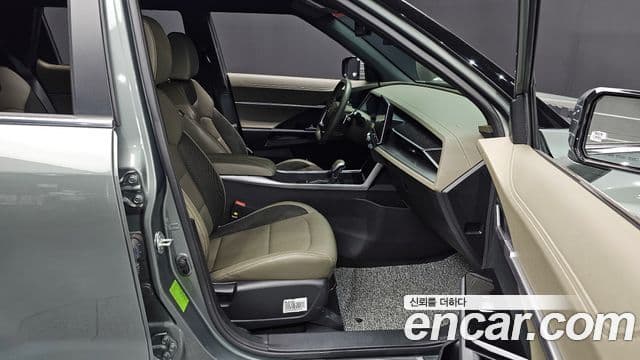 KG모빌리티(SsangYong) Torres T7, 2023 11