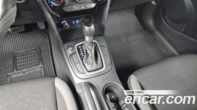 Hyundai Kona Smart, 2019 9