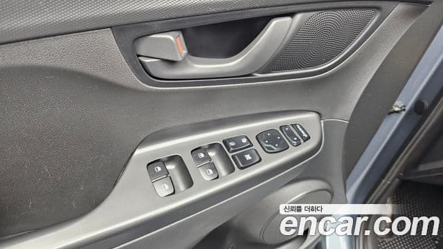 Hyundai Kona Smart, 2019 17