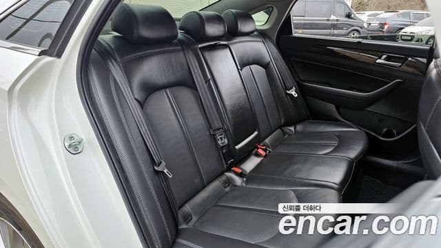 Hyundai LF Sonata 2.0 Smart, 2016 12