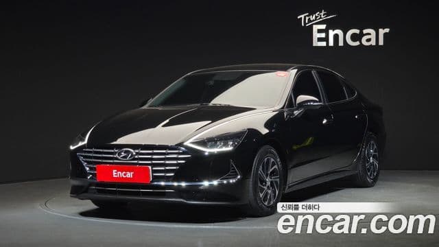 Hyundai Sonata гибрид (DN8) Modern, 2022 1