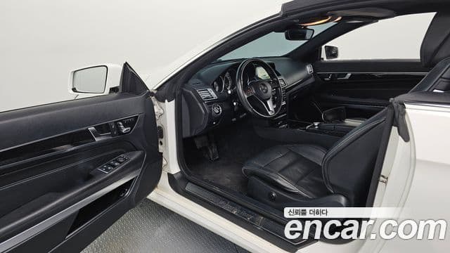 Mercedes-Benz E-класс W212 E200 кабриолет, 2015 10