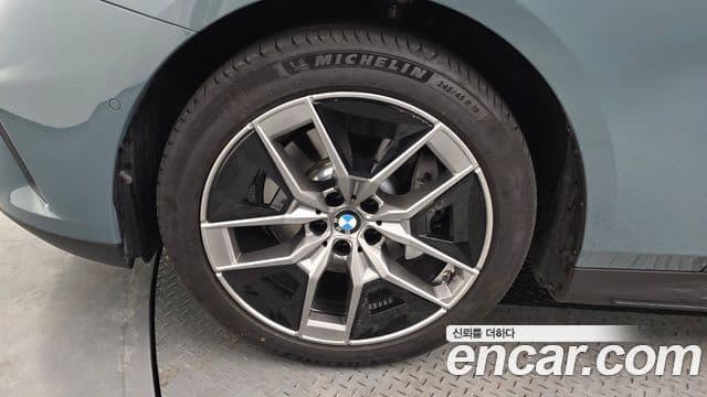 BMW 5시리즈 (G60), 2024 все фото