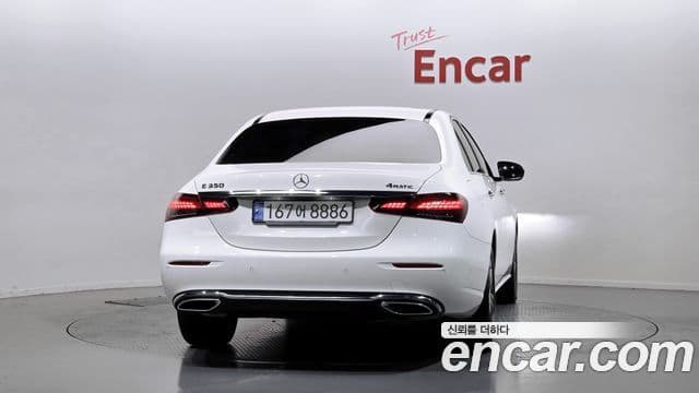 Mercedes-Benz E-класс W213 Avantgarde, 2021 4