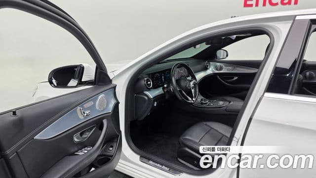 Mercedes-Benz E-класс W213 Avantgarde, 2021 11