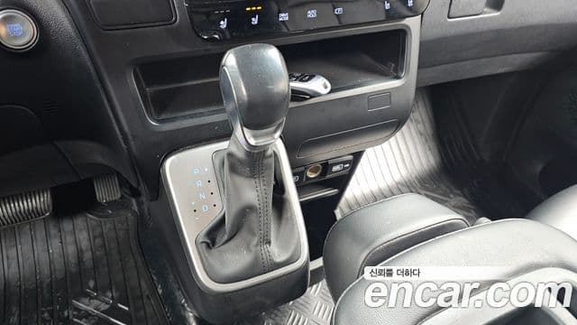 Hyundai Staria Modern, 2022 9