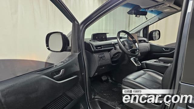 Hyundai Staria Modern, 2022 10