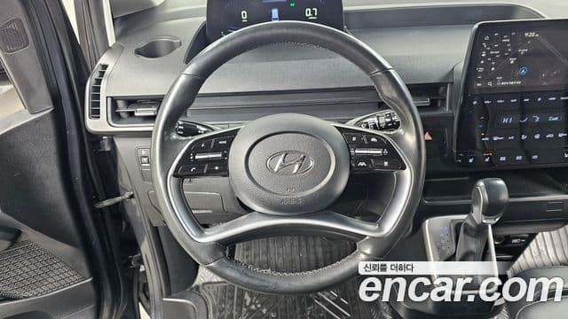 Hyundai Staria Modern, 2022 13