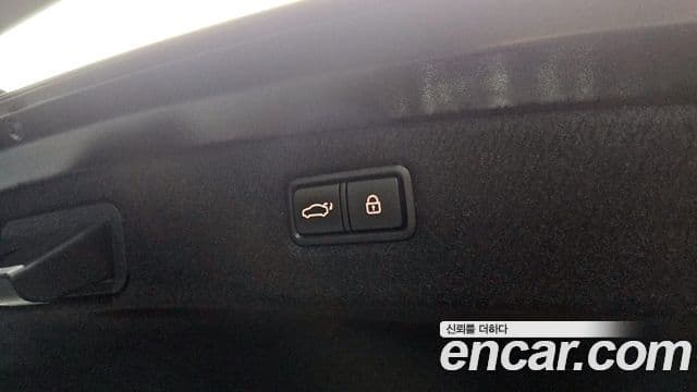 Genesis G90 Premium Luxury, 2020 20