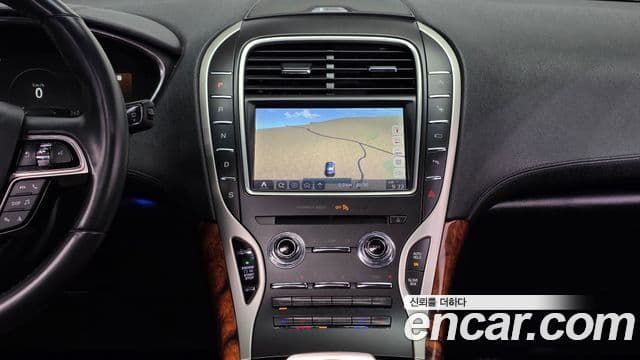 Lincoln Nautilus 1세대, 2020 14