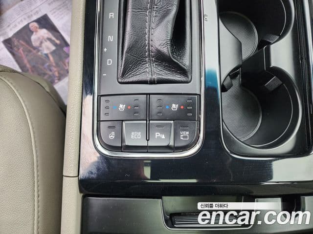 Kia All New Carnival Noblesse, 2017 10