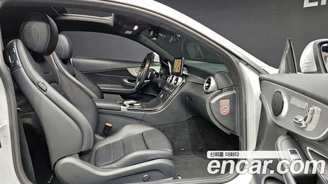 Mercedes-Benz C-класс W205 C200 купе, 2016 10