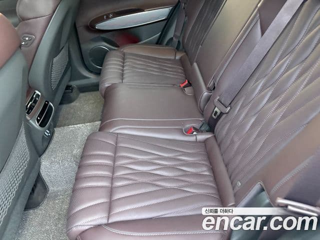 Genesis GV70, 2024 7