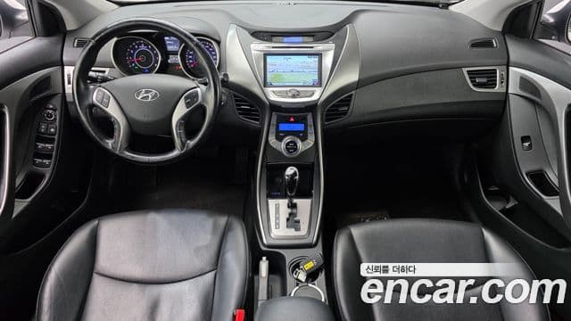 Hyundai Avante MD M16 GDI Avenue, 2013 7