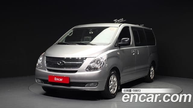 Hyundai Grand Starex CVX Luxury, 2015 1