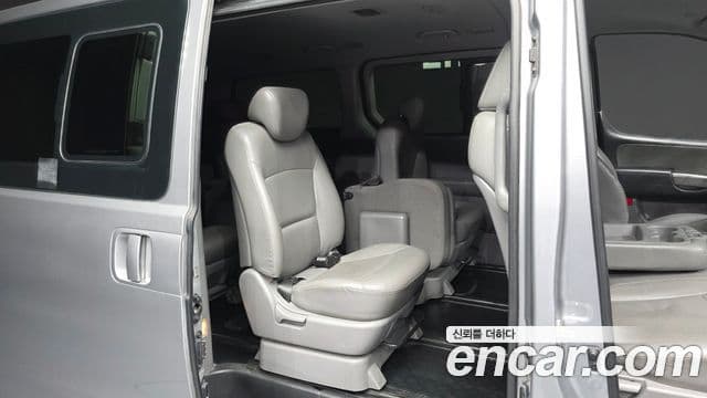 Hyundai Grand Starex CVX Luxury, 2015 12