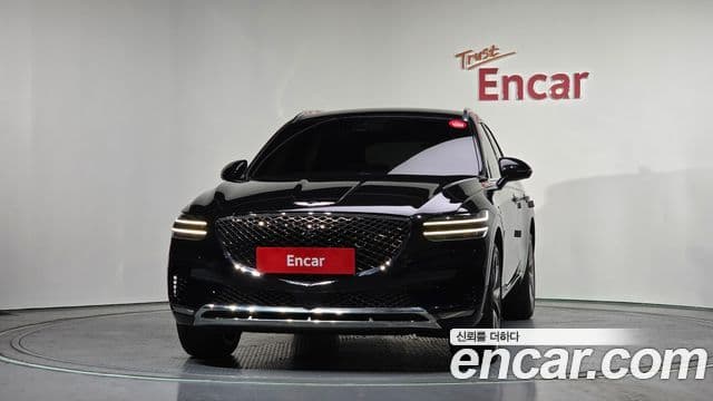 Genesis GV70, 2022 3