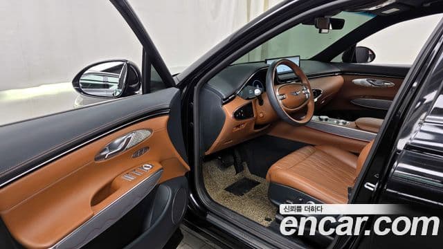 Genesis GV70, 2022 10