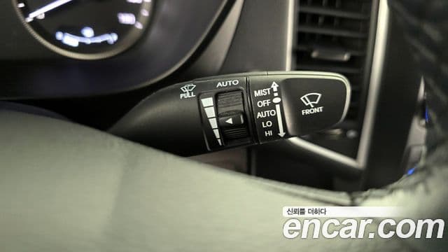 Hyundai 쏠라티 Luxury, 2020 18