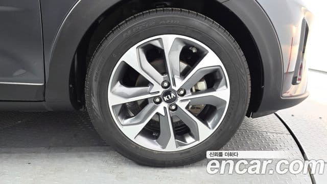 Kia Stonic Trendy, 2018 все фото
