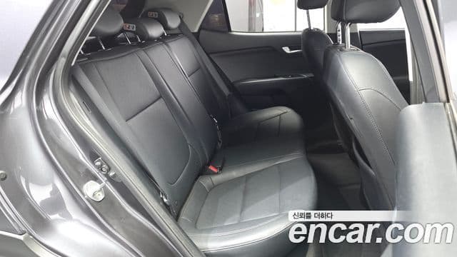 Kia Stonic Trendy, 2018 12