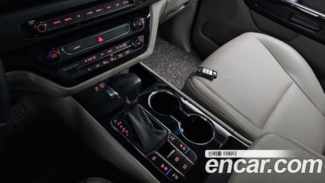 Kia The / новый New Carnival Prestige, 2020 9