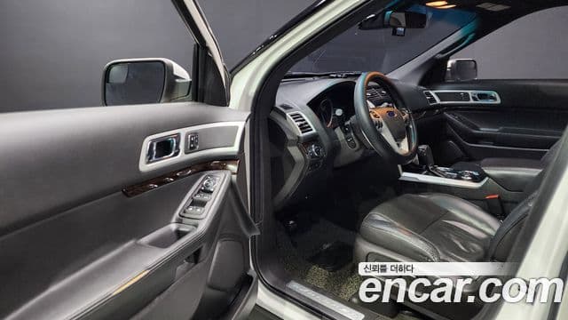 Ford Explorer 5세대, 2014 11