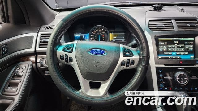 Ford Explorer 5세대, 2014 13