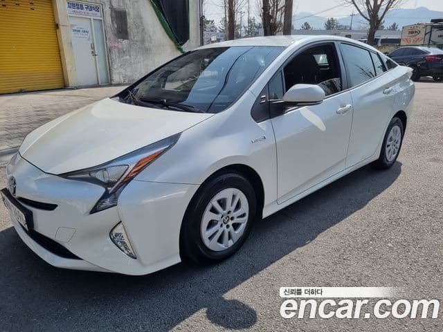 Toyota 프리우스 4세대 1.8 E, 2018 1