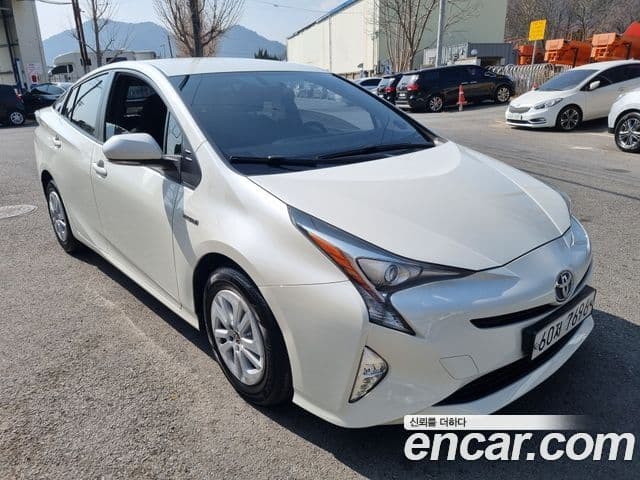 Toyota 프리우스 4세대 1.8 E, 2018 2