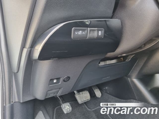 Toyota 프리우스 4세대 1.8 E, 2018 6