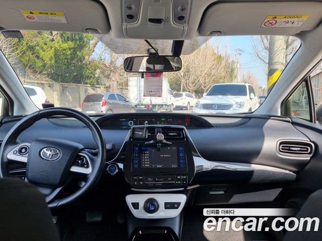 Toyota 프리우스 4세대 1.8 E, 2018 13