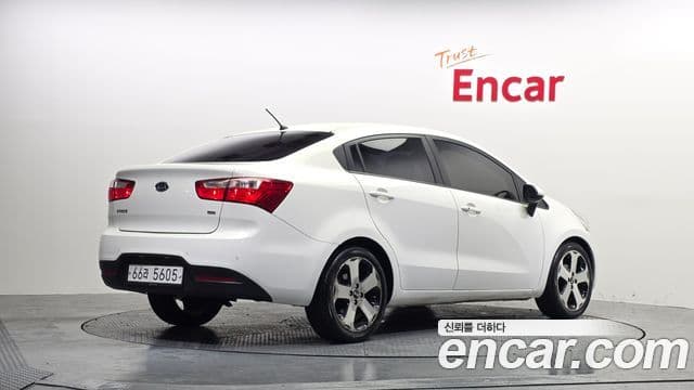 Kia All New Pride Prestige, 2012 2