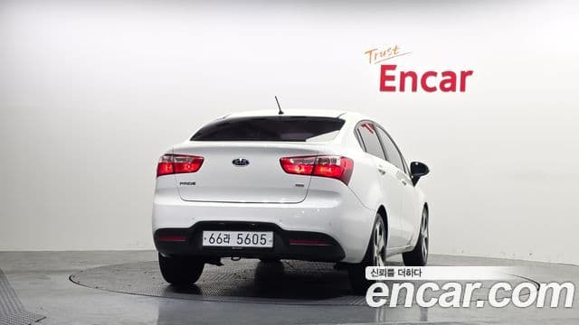 Kia All New Pride Prestige, 2012 4