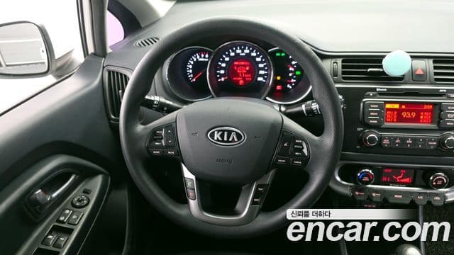 Kia All New Pride Prestige, 2012 13