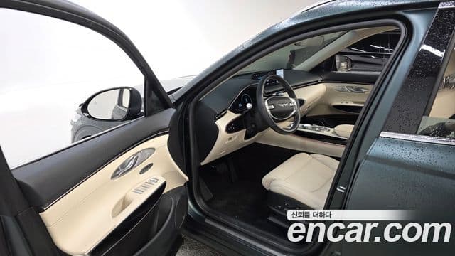 Genesis GV70, 2021 10