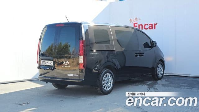 Hyundai Staria Modern, 2025 2