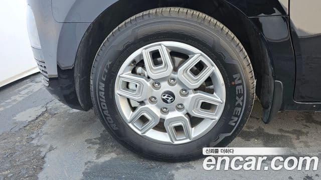 Hyundai Staria Modern, 2025 все фото