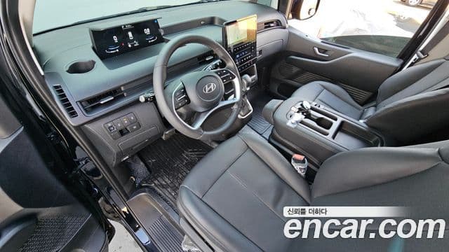 Hyundai Staria Modern, 2025 7