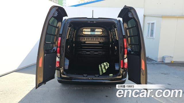 Hyundai Staria Modern, 2025 20